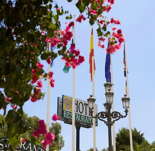 La Cueva Park