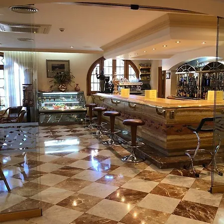 Hotel La Cueva Park Jerez de la Frontera