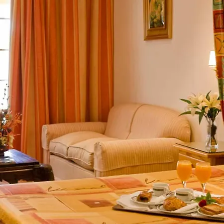 La Cueva Park Hotel 4*