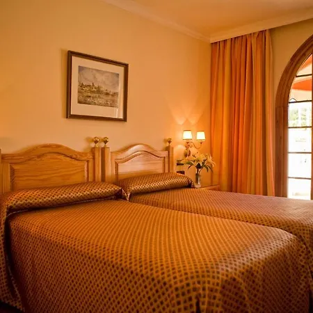 Hotel La Cueva Park